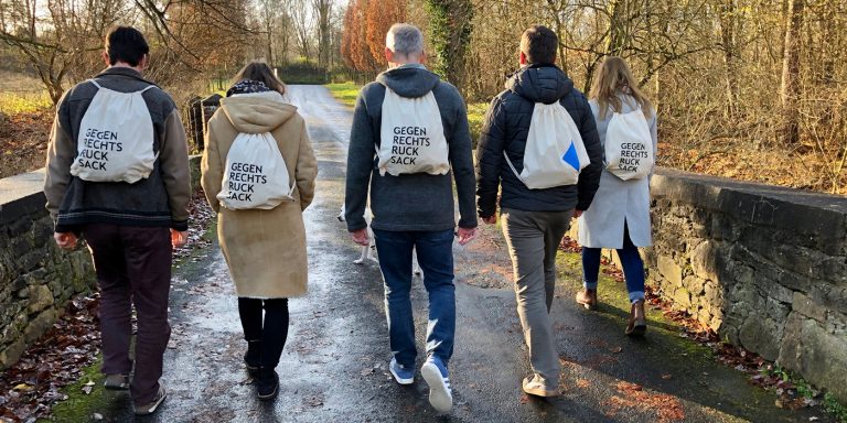 Handarbeit für unseren Rucksack